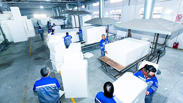 泡沫板厂家为您介绍eps泡沫板和珍珠棉的区别！